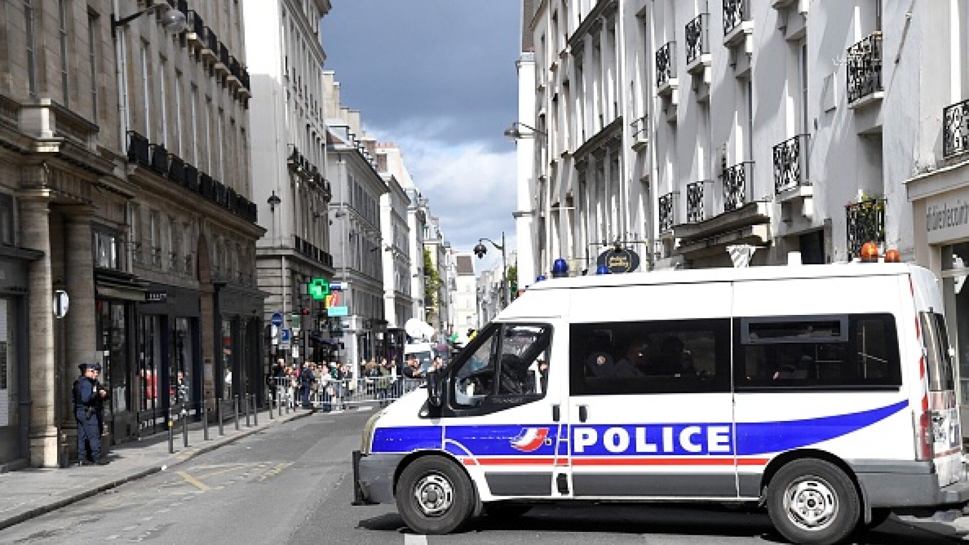 Nouă hoți români, arestați în Franta. Au făcut un prejudiciu de 1 milion de euro