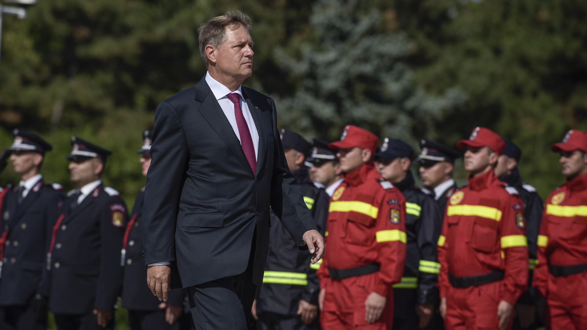 Iohannis, mesaj de Ziua Pompierilor: ”În aceste momente, aţi dat dovadă, din nou, de profesionalism şi curaj”