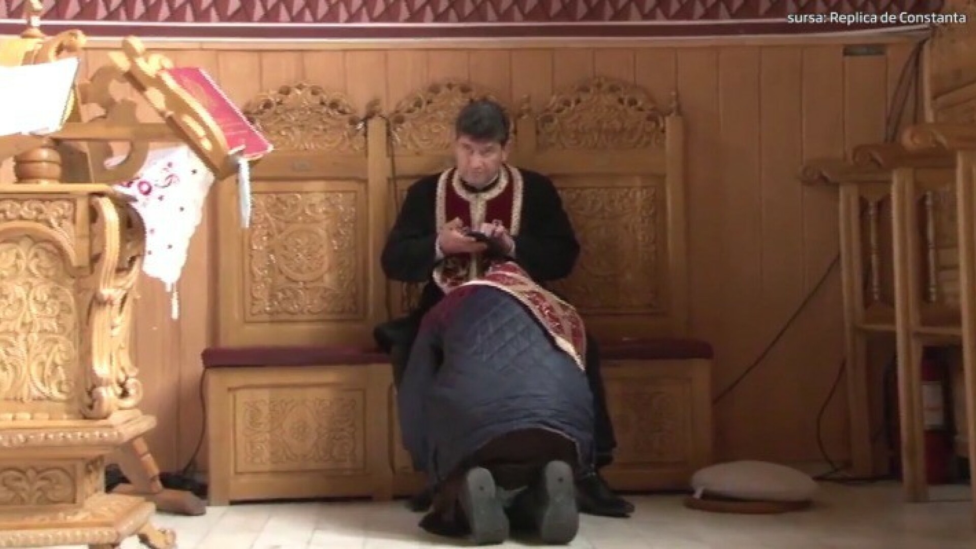 Preotul din Năvodari care butona telefonul în timp ce spovedea, mare afacerist în turism. Ridică un bloc cu 7 etaje în Mamaia