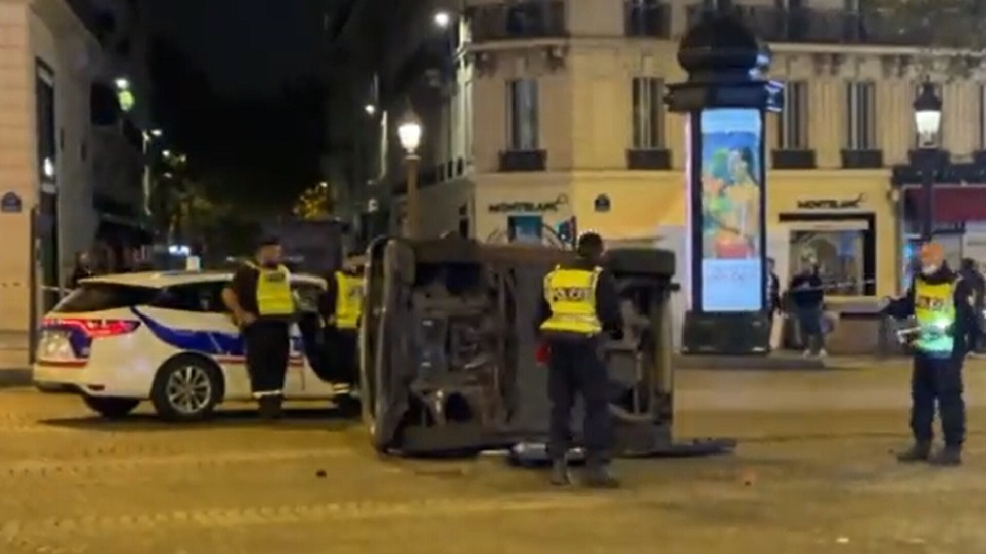 VIDEO. Accident grav în Franța. Patru persoane au fost spulberate de o mașină condusă de o femeie care consumase protoxid de azot