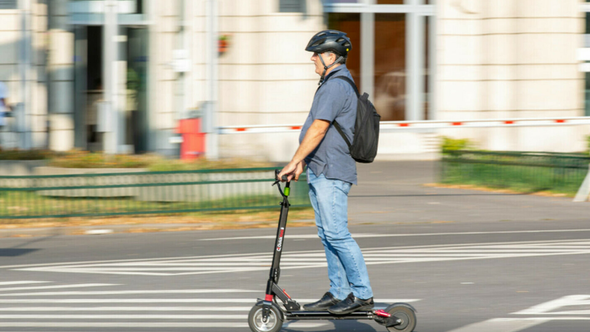 Proiect de regulament pentru trotinetele închiriate în București. Restricții severe pentru operatori și utilizatori