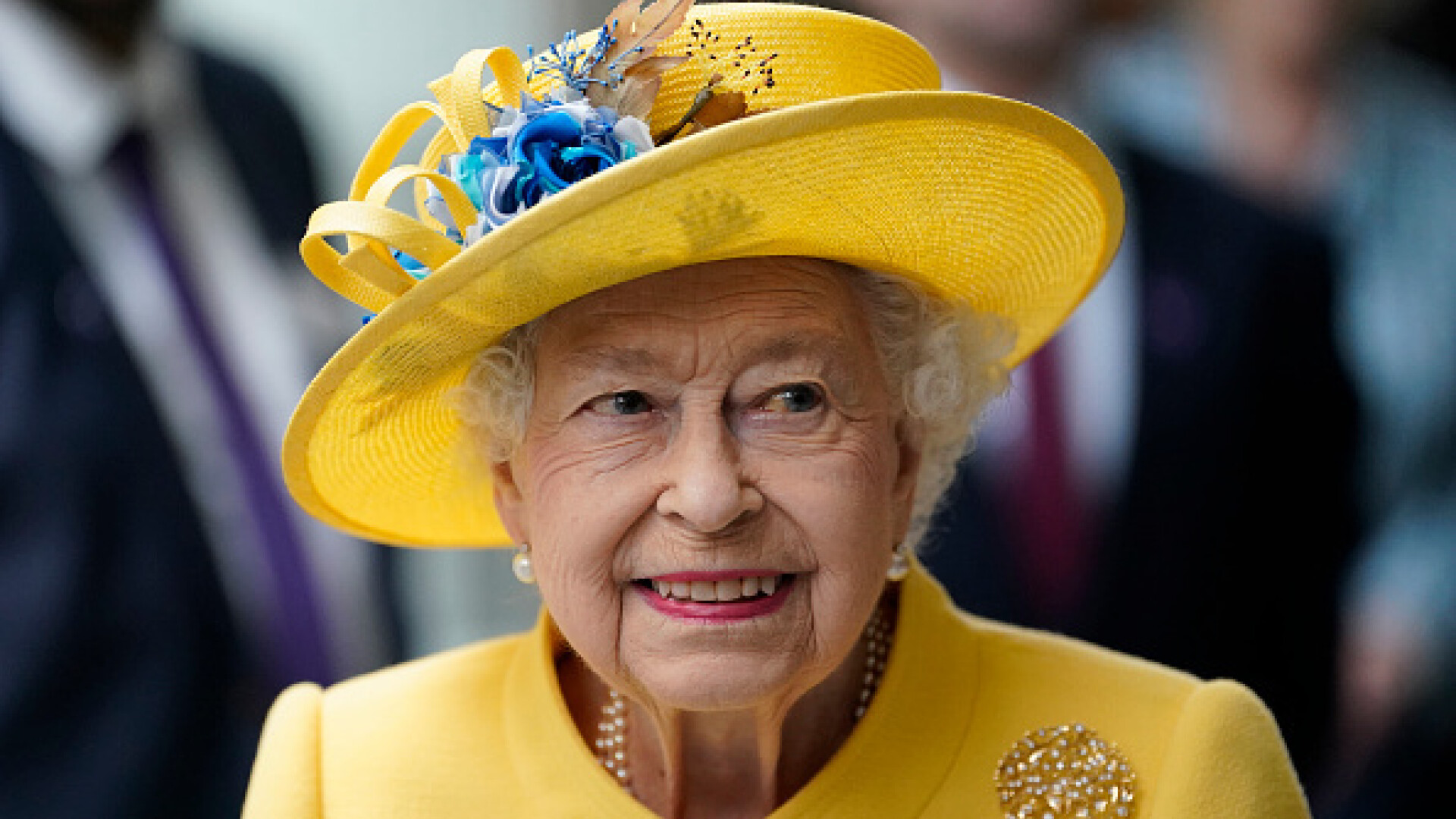 Regina Elisabeta a II-a a Marii Britanii - 25