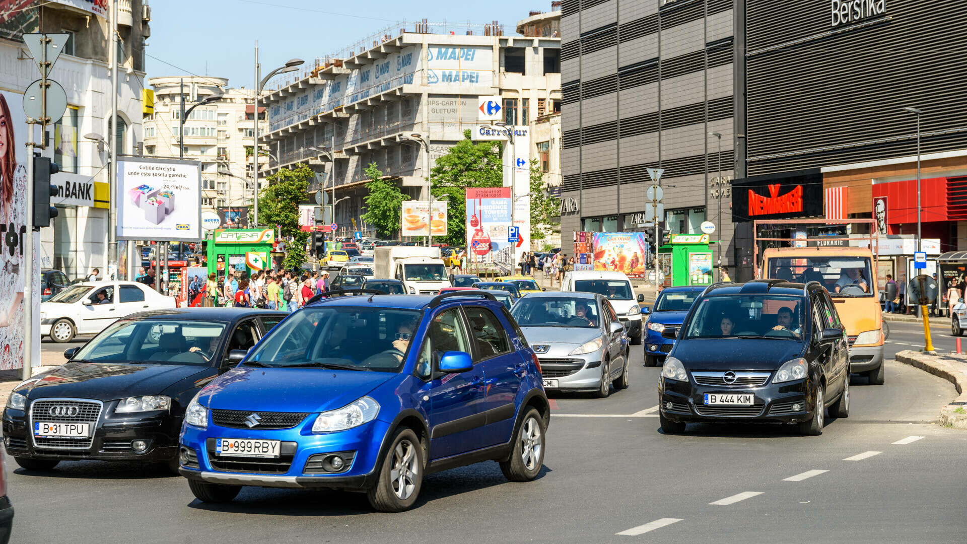 Toamna a adus scumpiri pentru șoferi. Camerele CNAIR verifică noua rovinietă în timp real, iar unele amenzile s-au dublat