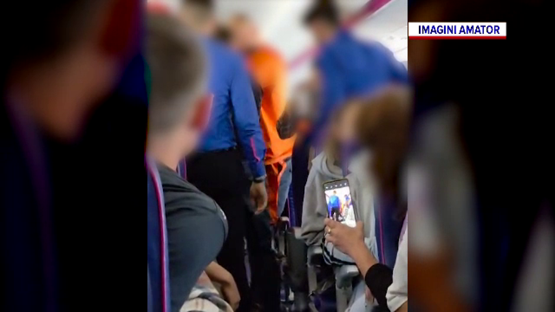 Un englez s-a luat la bătaie cu un turc în avionul spre Antalya, și a fost condamnat în Grecia. Pedeapsa primită