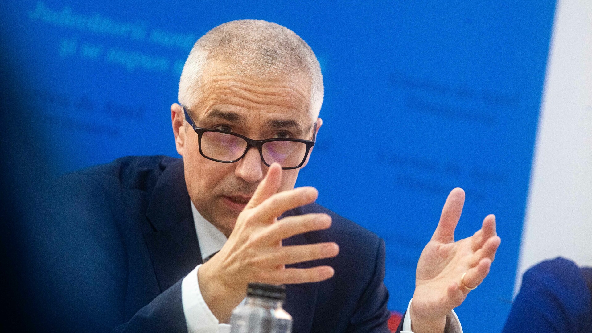 Ministrul Justiției a convocat o întâlnire cu angajații sistemului judiciar. Ce soluții propune pentru a îmbunătăți domeniul