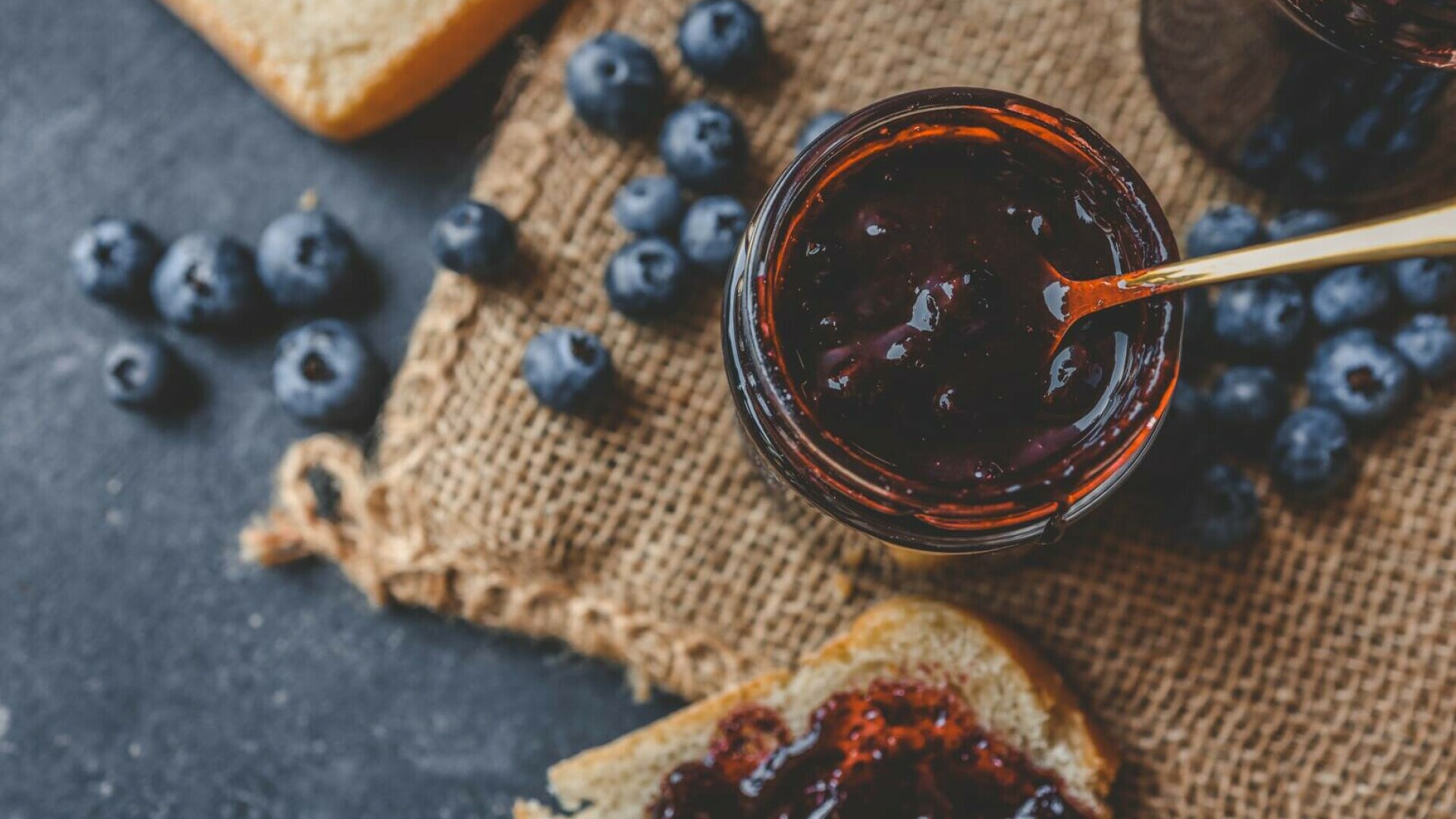 Dulceață de afine – rețeta perfectă, variante sănătoase și idei savuroase