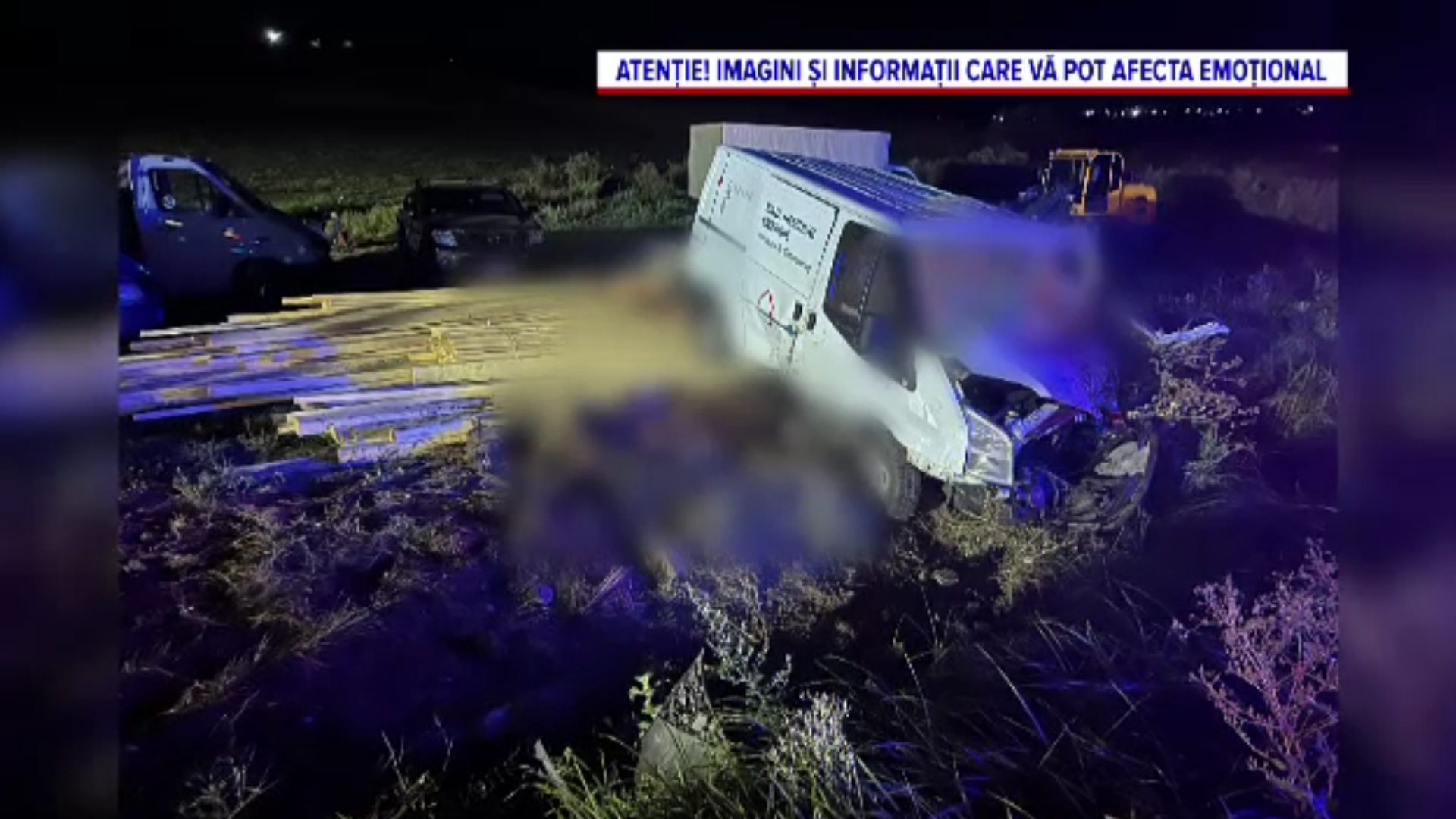 Căruță spulberată de dubiță în județul Iași: Doi bărbați au murit, o femeie însărcinată este în stare gravă