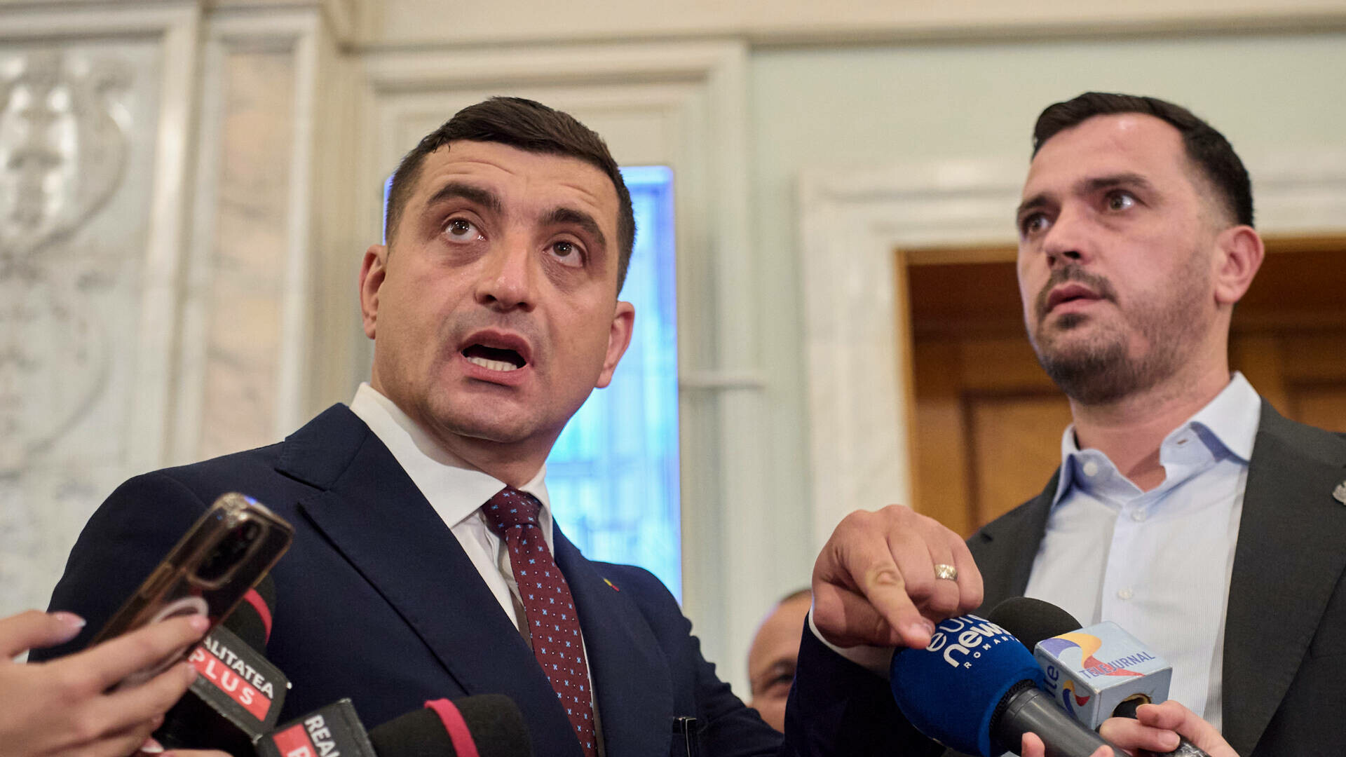 AUR va sesiza CCR după eșecul celor patru moțiuni de cenzură: „Guvernul a ales să calce în picioare Constituţia”