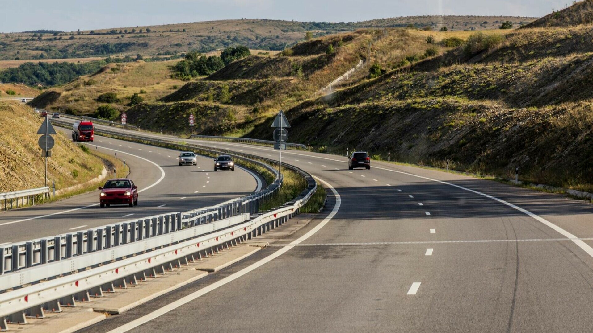 Noul sistem de detectare a vitezei a prins peste 1.500 de șoferi în prima zi. Recordul este de 222 km/h pe autostradă