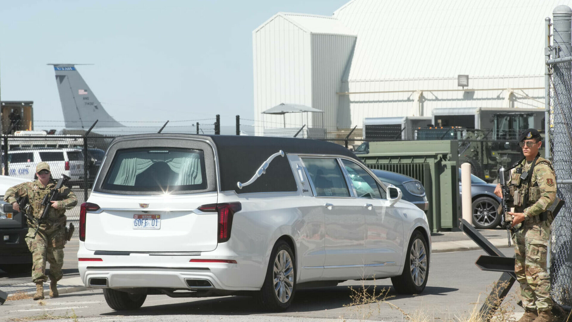 charlie kirk masina funerara