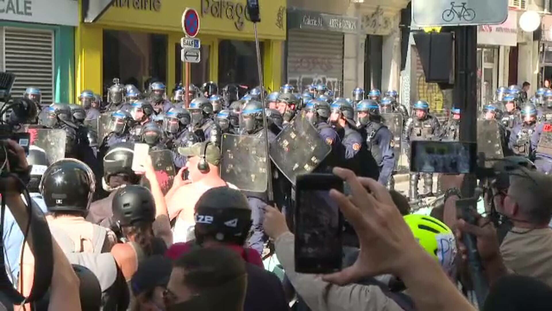 franta scutieri violente