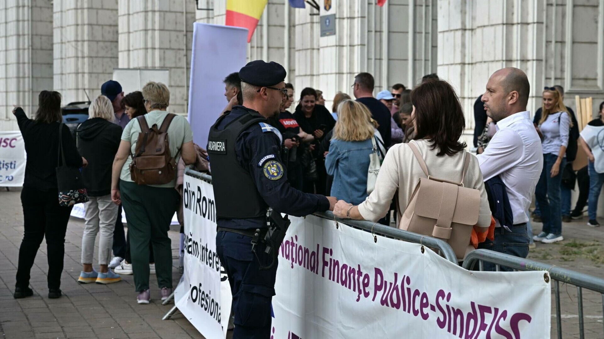 proteste, ministerul Finantelor