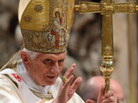 Papa Benedict, slujba de Paste
