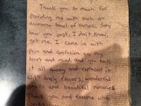 FOTO. Mesajul scris de clientul unui restaurant pe un servetel, viral pe Internet