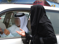 Un cersetor din Dubai a castigat 28.000 de dolari intr-o luna. Ce a aflat politia cand i-a verificat pasaportul
