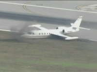Un avion a aterizat pe un aeroport din Florida cu o roata lipsa. Cum a gestionat pilotul incidentul neprevazut