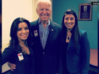 Joe Biden, acuzat de atingeri nepotrivite