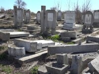 Cimitirul evreiesc din Husi, vandalizat - 6