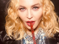 Madonna a interzis accesul cu telefoane la concertele ei. Ce pot face fanii cu ele