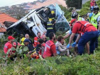 Autocar răsturnat în Madeira: cel puţin 29 de morți