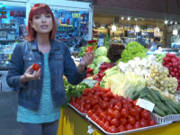 Un kilogram de roșii românești costă cât o oală de sarmale. Cum se scuză fermierii