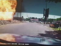Momentul în care un camion explodează în parcare. Imagini demne de un fim de acțiune