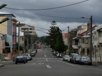 Un australian a fost amendat pentru că stătea singur la o masă de picnic