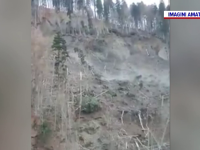 O nouă alunecare de teren la Azuga. Sinistrații, mutați în containere