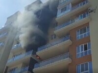 Incendiu într-un bloc din Iași. Doi adulți și un copil au avut nevoie de îngrijiri medicale