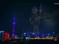 Spectacol impresionant în Shanghai. Sute de drone au creat imagini pe cer