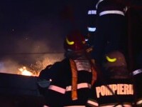 Un bărbat din București și-a dat foc la casă după o ceartă în familie