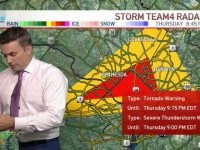 VIDEO Un prezentator meteo și-a sunat copiii în direct pentru a-i avertiza că o tornadă se îndreaptă spre casa lor