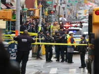 Anunțul făcut de Poliția din New York despre atacul de la metrou, în care 10 persoane au fost împușcate