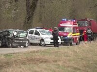 Accident cumplit în Prahova. Un tânăr de 21 de ani, aflat la volan, a izbit puternic un autoturism