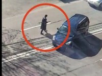 VIDEO șocant în Baia Mare. Un individ lovește cu un baston mașinile aflate în trafic