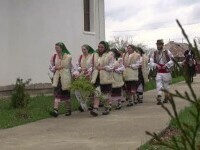 Tinerii din comuna Tupilaţi duc mai departe obiceiurile moştenite de la străbuni. Cum au sărbătorit Floriile