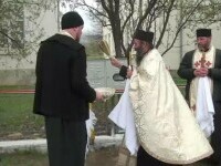 Nicăieri nu e ca la Frumușica. Racordarea la gaz a fost inaugurată cu preoți și politicieni, chiar de ziua primarului