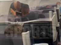 Mike Tyson este implicat într-un nou scandal. Fostul pugilist a bătut un pasager într-un avion. VIDEO