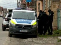O femeie din Brașov ar fi fost împușcată în piept de amantul gelos. Femeia a murit la spital