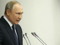 Putin se declară ”mândru” de faptele militarilor ruşi în Ucraina