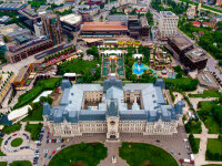 Zeci de designeri, 50 de show-uri de modă și cel mai spectaculos catwalk din țară, la Romanian Fashion Week