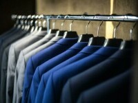 (P) Ce sacouri de bărbați să ai în garderobă și cum să le incluzi în diferite tipuri de ținute