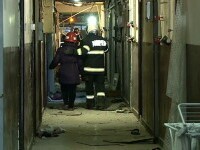 Pompierii continuă căutările sub dărâmături în urma exploziei din Craiova. Momentul deflagrației violente a fost filmat