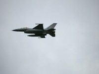 Trei dintre avioanele de luptă F-16 cumpărate de MApN din Norvegia au ajuns în România. GALERIE FOTO