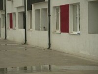 aruncat de la etaj chajna
