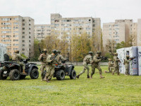Armata română a început să se antreneze printre blocurile din București. Ce s-a testat, în premieră, pentru lupta urbană
