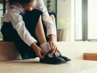 Iată de ce e bine să te descalți când ajungi în casă. Ce-a arătat cel mai recent studiu