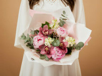 (P) Semnificaţia bujorilor – iată ce trebuie să ştii pentru a oferi un buchet de bujori