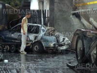 Incendiu la un service auto din Capitală! Cinci maşini distruse