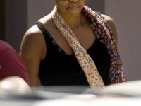 Michelle Obama si fiica ei, la plaja in Spania